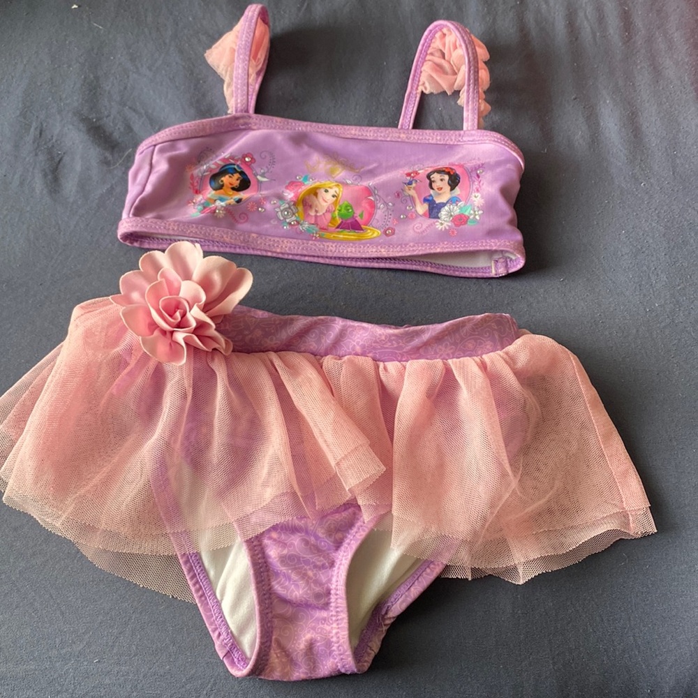 Bathing suit